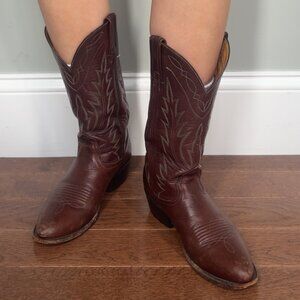 Nocona Boots Size 5. Cowboy/Cowgirl Boots, Dark Brown with White Stitching